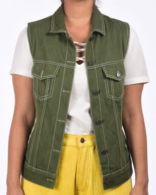 handloom_denim_sleeve_less_trucker_jacket_women_front
